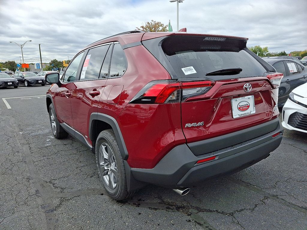 Thumbnail: 2025 Toyota RAV4 - 4