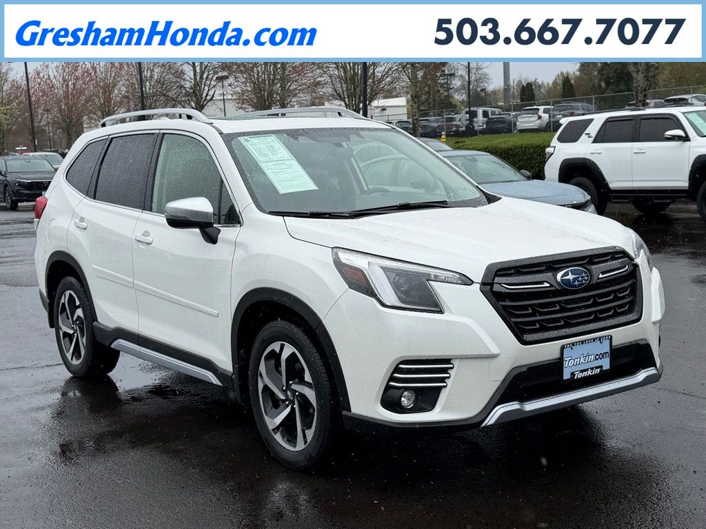 Crystal White Pearl 2022 Subaru Forester Touring Crossover AWD SUV / Crossover All-Wheel Drive Continuously Variable Transmission