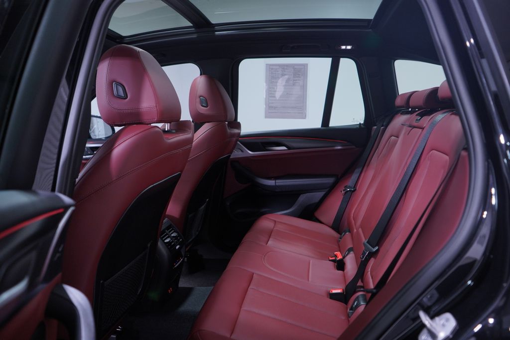 Thumbnail: 2023 BMW X3 - 9