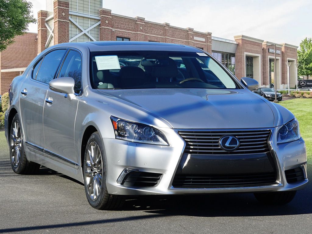 Thumbnail: 2016 Lexus LS - 3