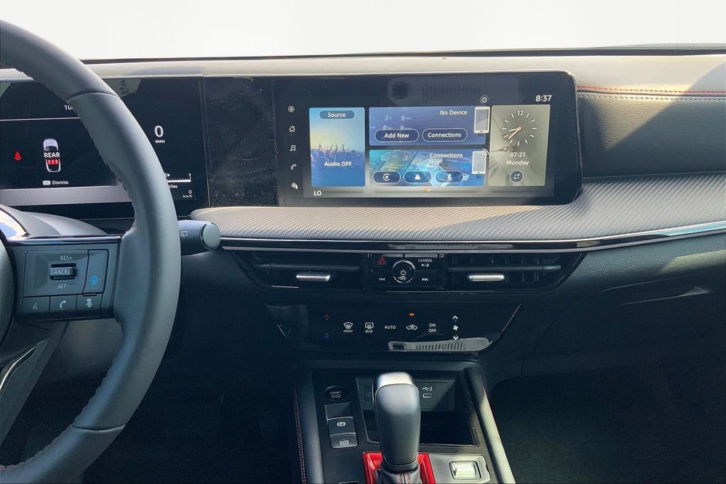 2025 Nissan Kicks SR - Photo 9