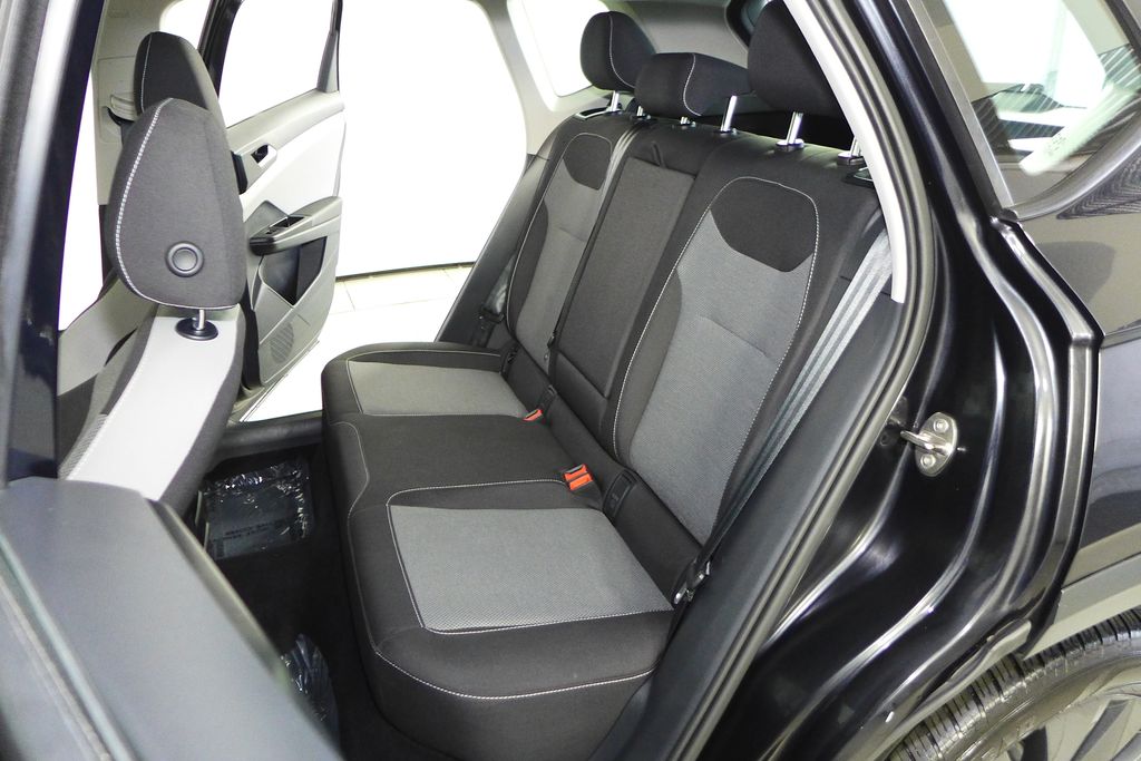 2022 Volkswagen Taos S 20