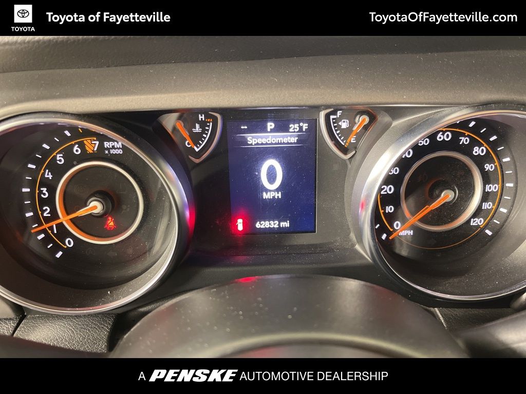 Thumbnail: 2022 Jeep Wrangler - 25