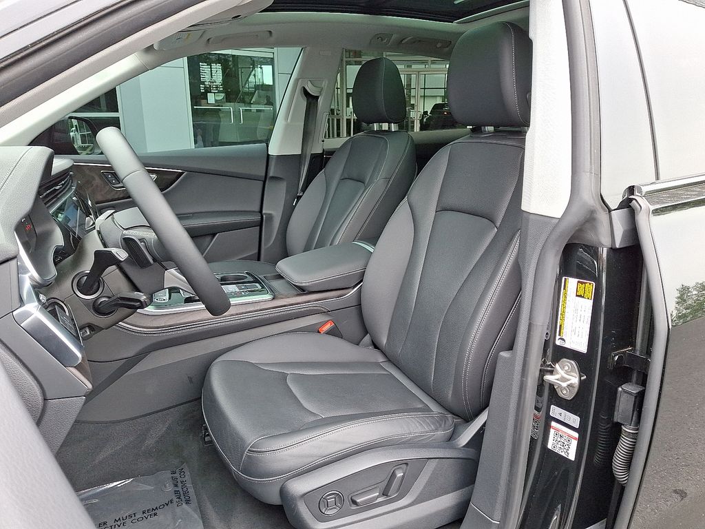 2023 Audi Q8 Premium Plus 13