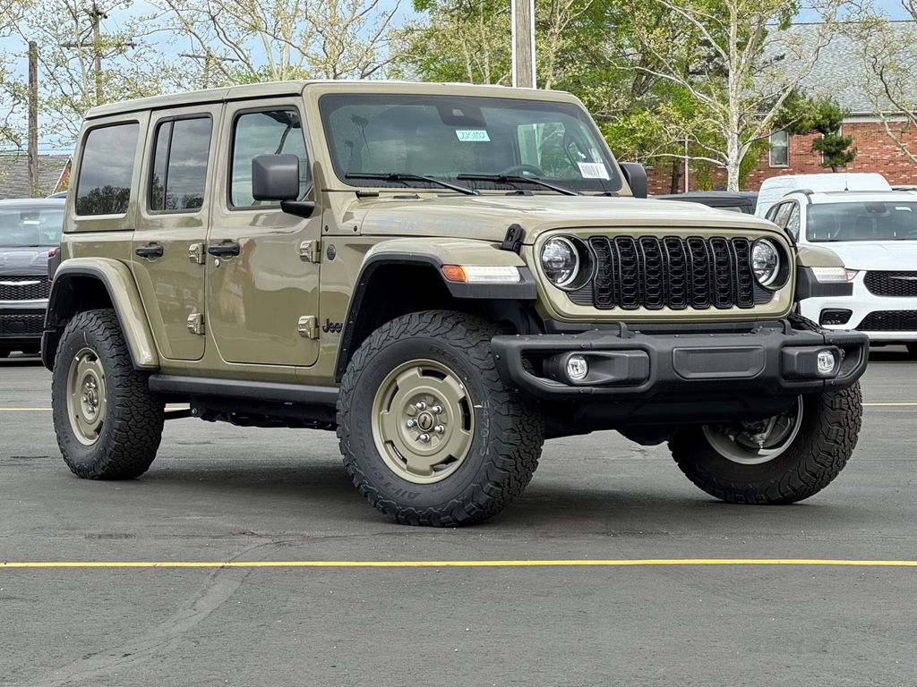 41 2025 Jeep Wrangler 4xe Willys 4WD SUV / Crossover Four-Wheel Drive 8-Speed Automatic