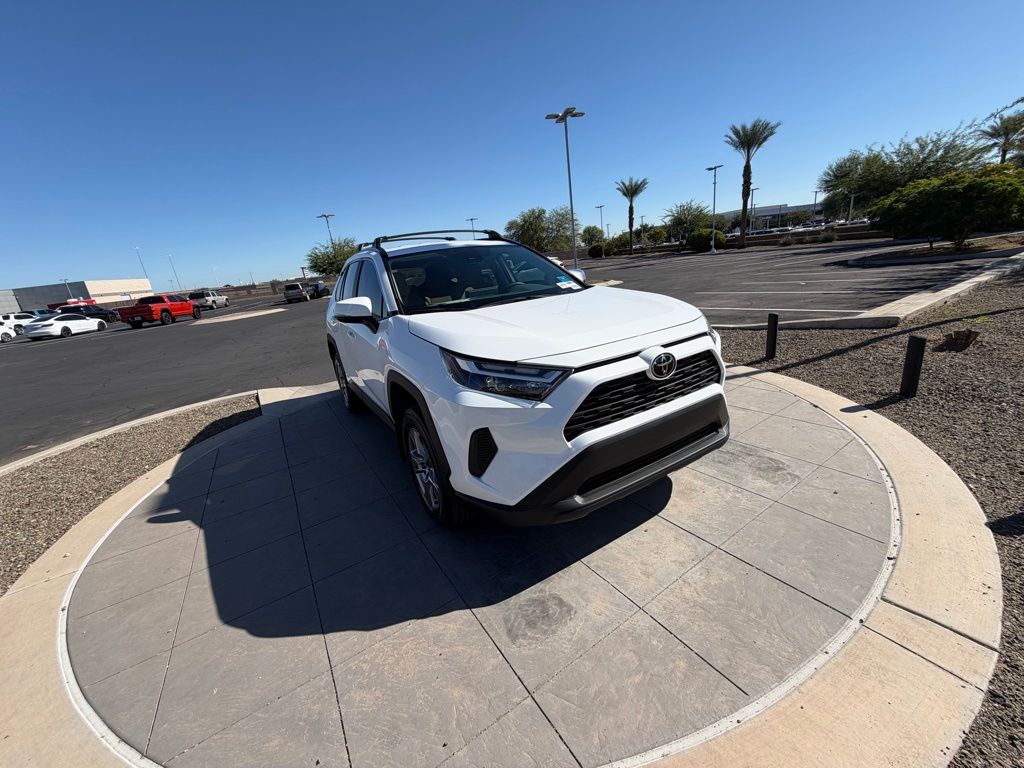 Thumbnail: 2025 Toyota RAV4 - 3