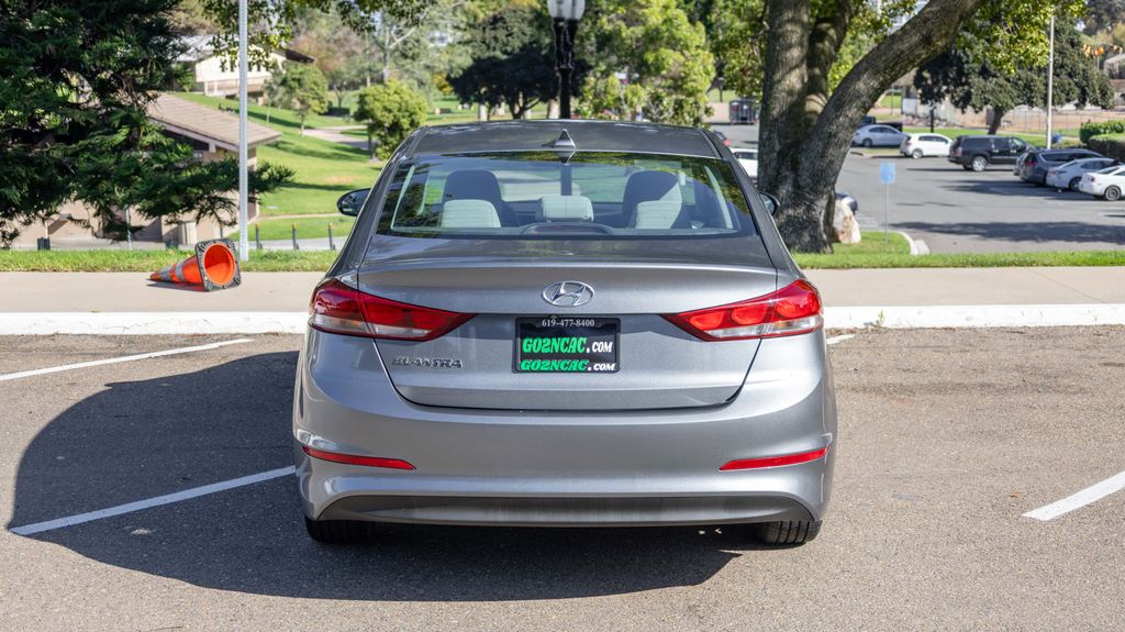 Used 2017 Hyundai Elantra SE 4D Sedan