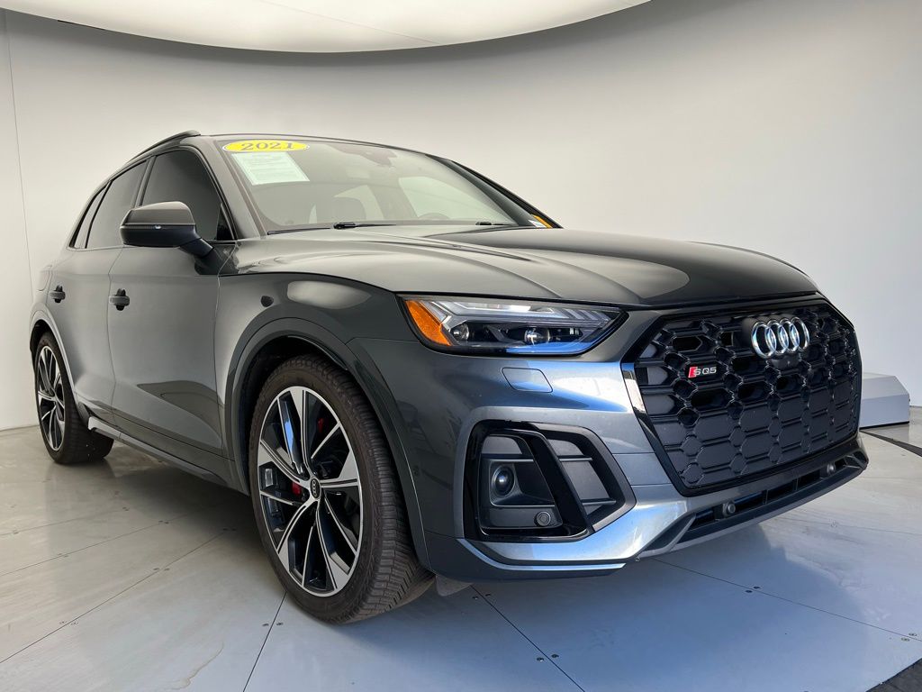Thumbnail: 2021 Audi SQ5 - 2
