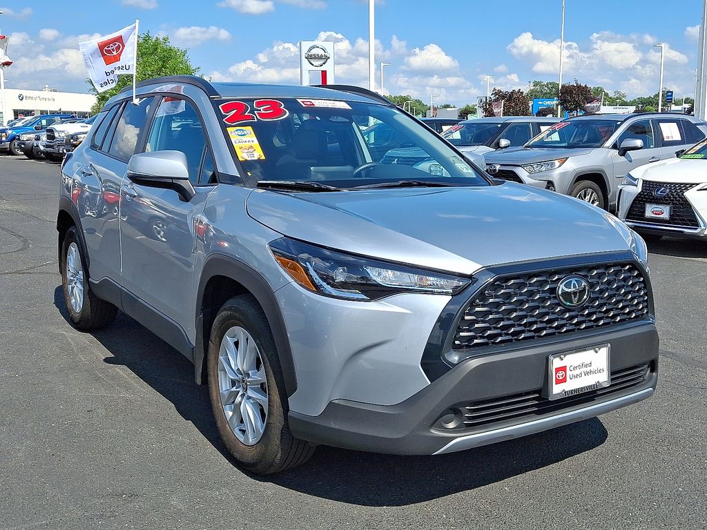 Thumbnail: 2023 Toyota Corolla Cross - 3