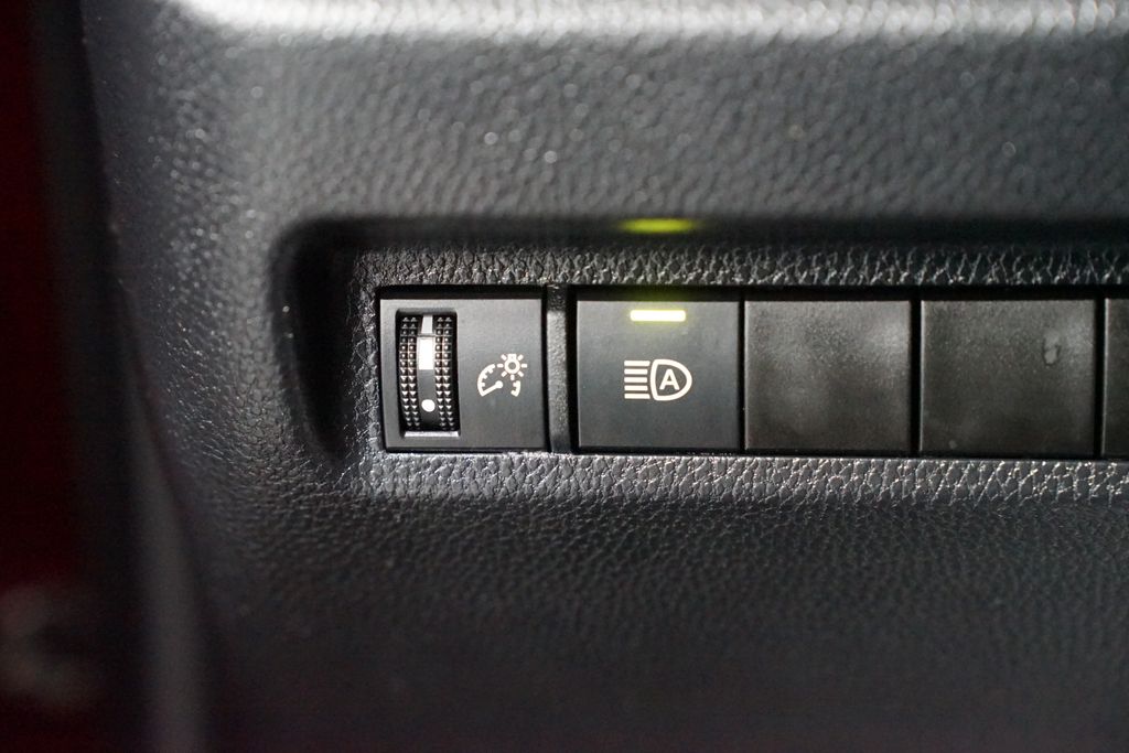 Thumbnail: 2024 Toyota RAV4 - 24