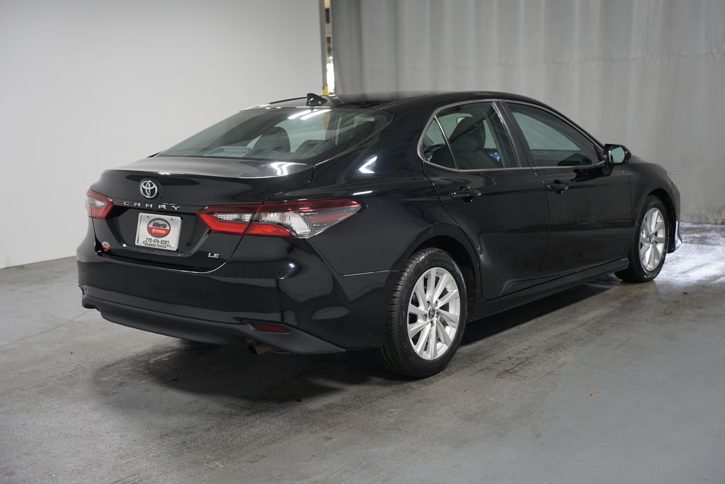 2021 Toyota Camry LE 8