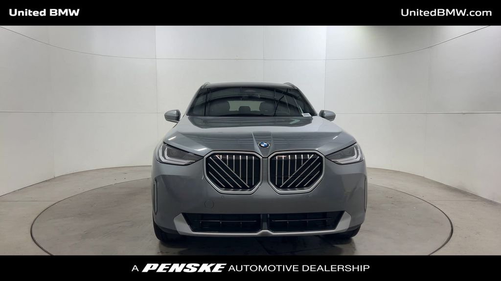 Thumbnail: 2026 BMW X3 - 3