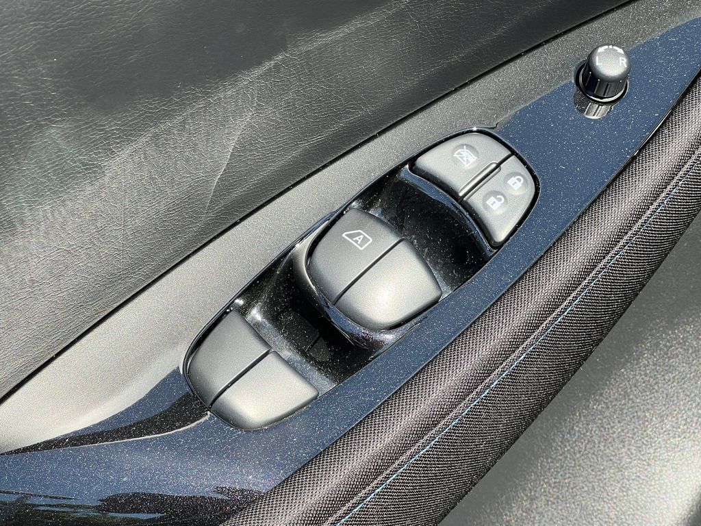 2020 Nissan LEAF SV 40 kWh