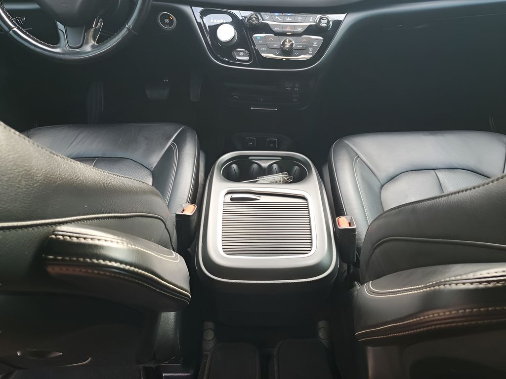 Used Car 2019 Chrysler Pacifica  Touring L Plus For Sale Under $20,000 In Austin, Texas