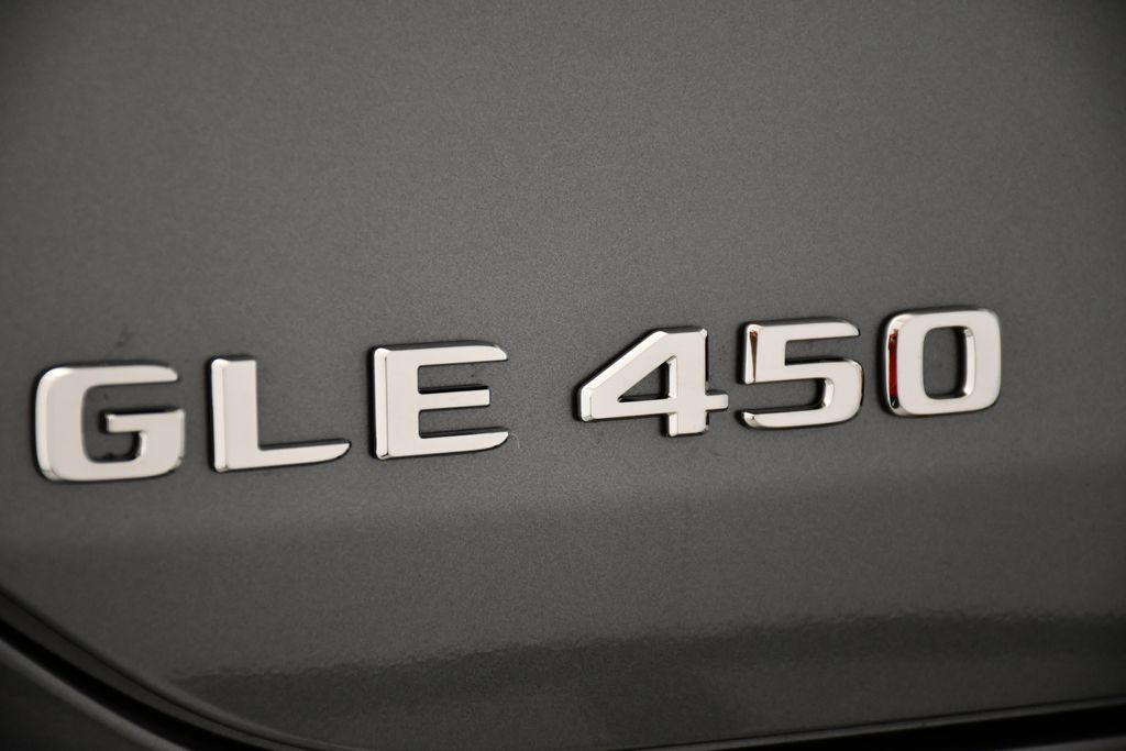 Thumbnail: 2026 Mercedes-Benz GLE - 9