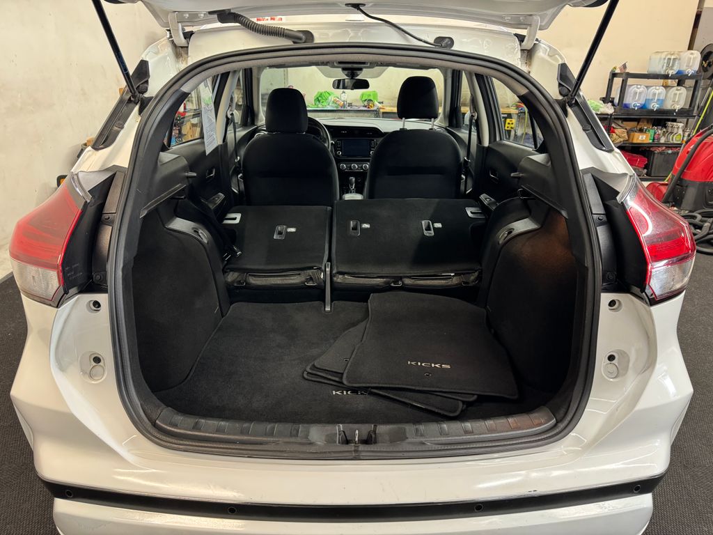 2024 Nissan Kicks SV