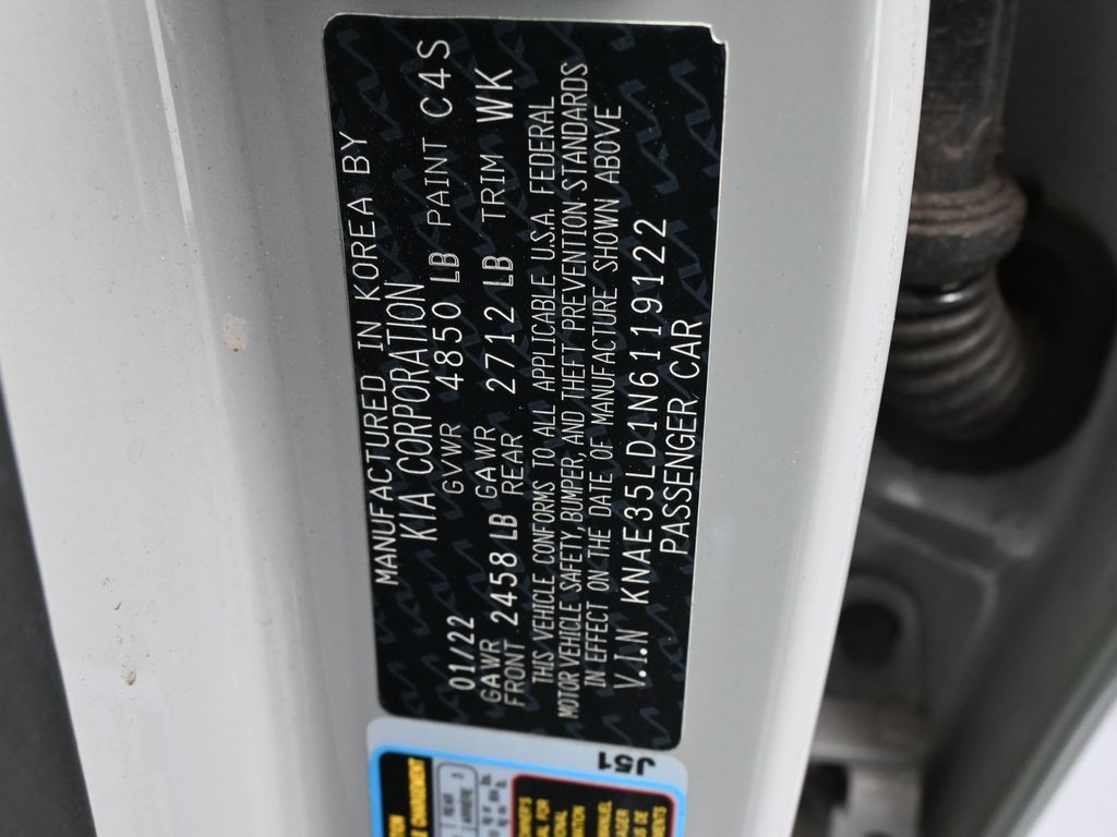 Used 2022 Ceramic Silver Kia GT-Line image 17