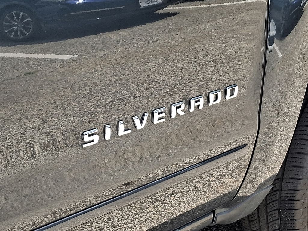 Thumbnail: 2018 Chevrolet Silverado 1500 - 30