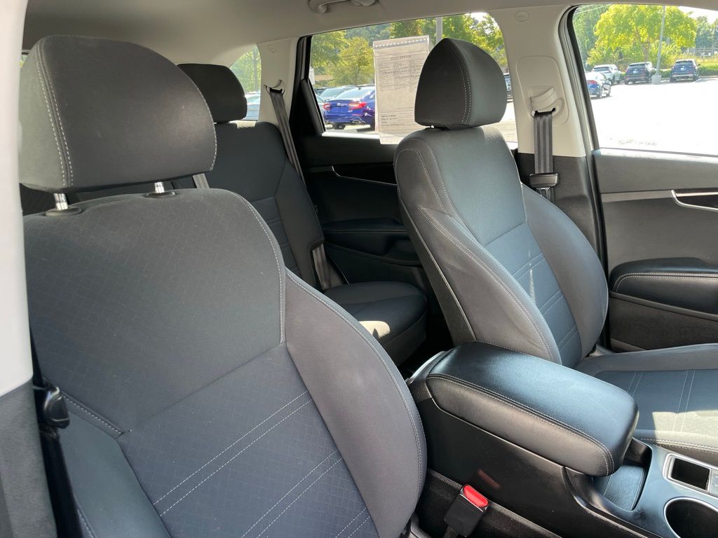 Thumbnail: 2018 Kia Sorento - 30