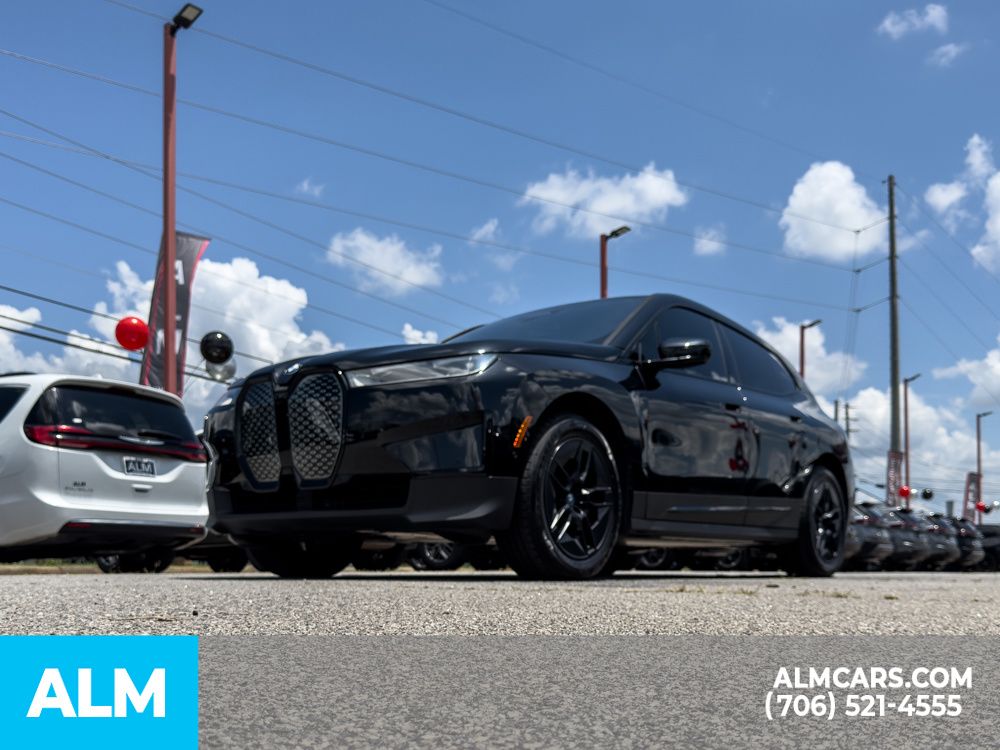 Used 2024 Black BMW xDrive50 image 35