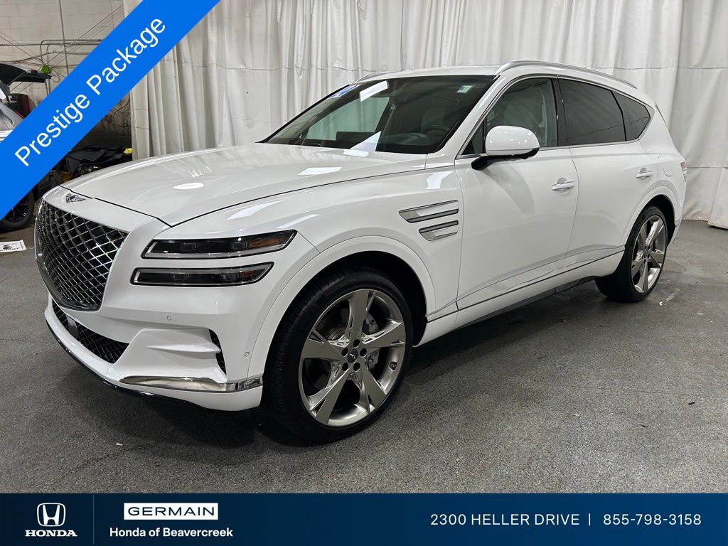 Used 2024 White Genesis 3.5T Prestige image 4