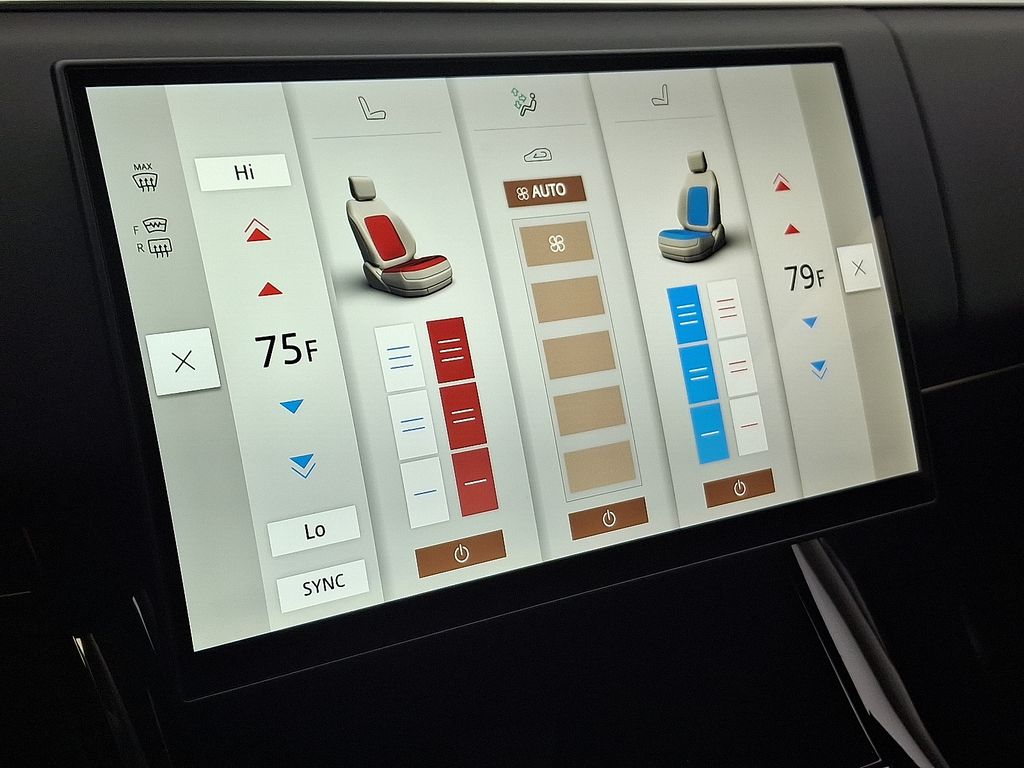 Thumbnail: 2026 Land Rover Range Rover Sport - 13