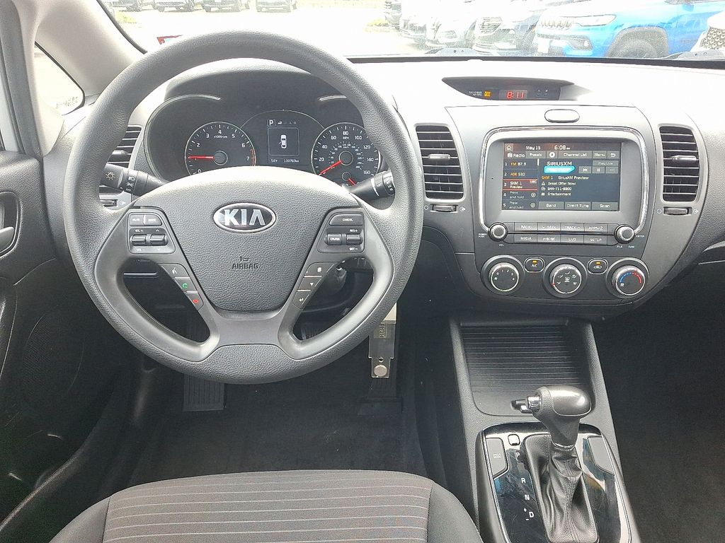 Thumbnail: 2018 Kia Forte - 11