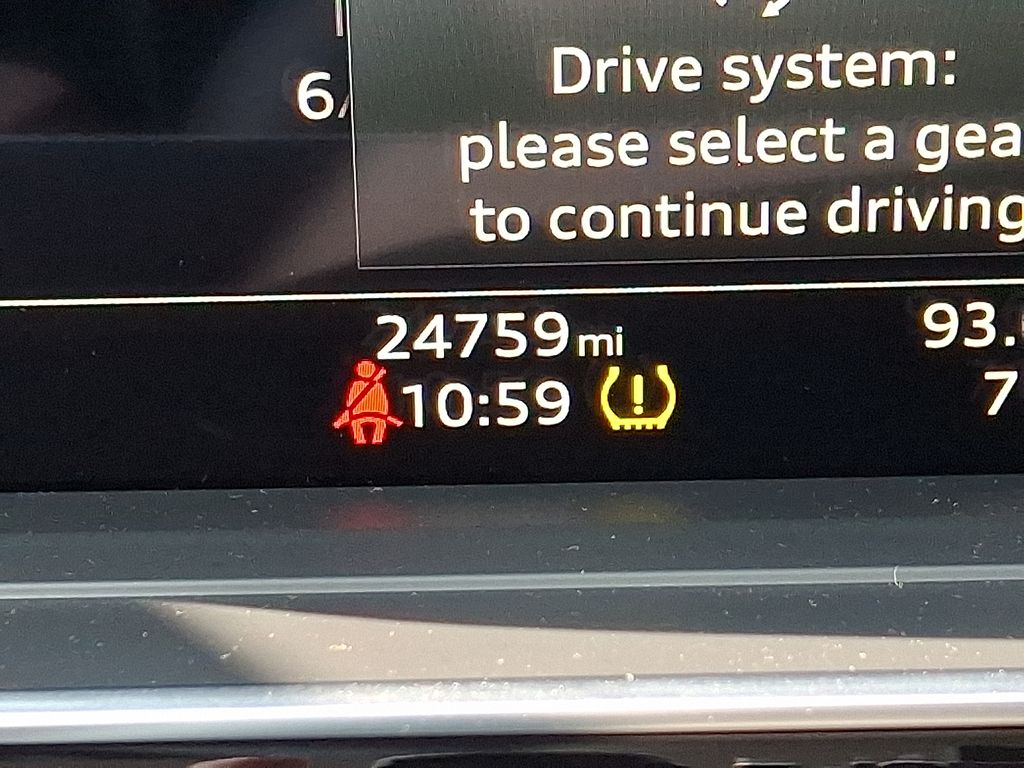 2022 Audi S8 4.0T 21