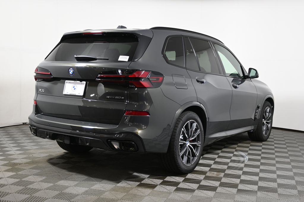Thumbnail: 2026 BMW X5 - 7