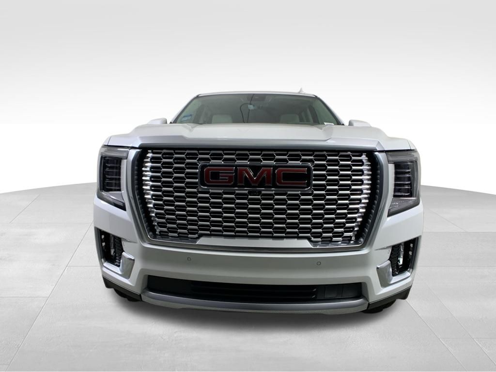 2024 GMC Yukon XL Denali 9