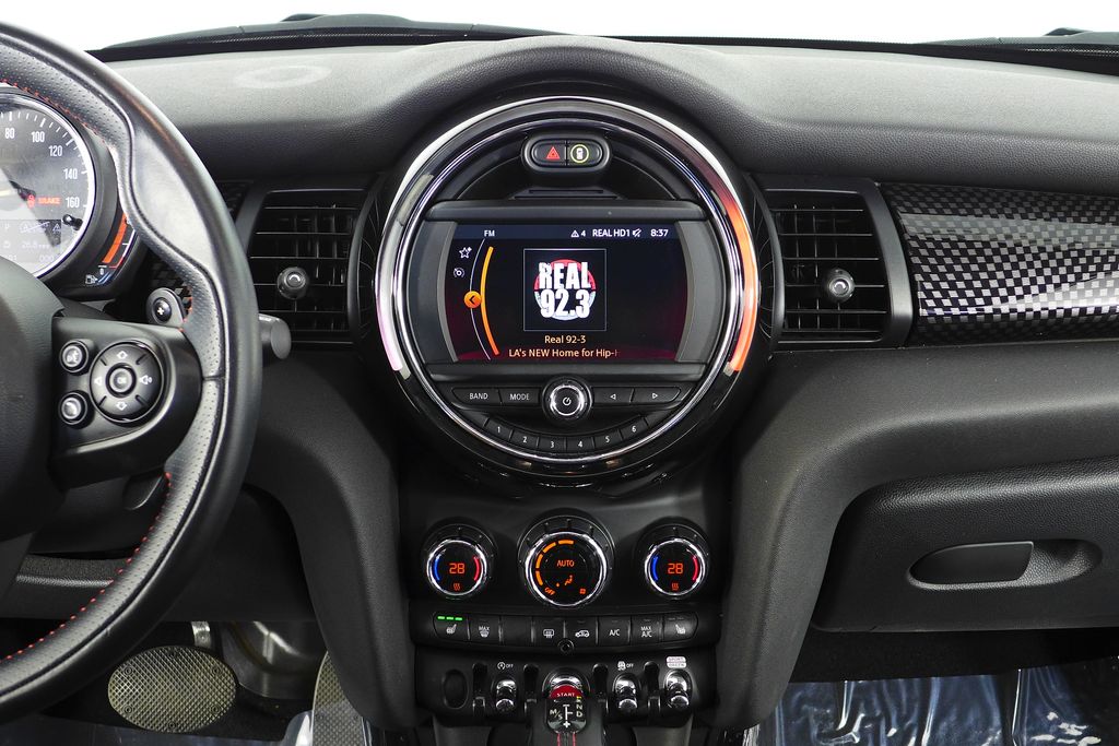 Thumbnail: 2019 MINI Cooper - 26