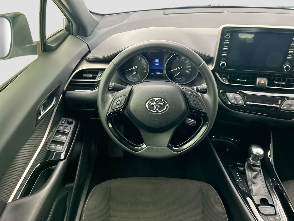 Thumbnail: 2019 Toyota C-HR - 10