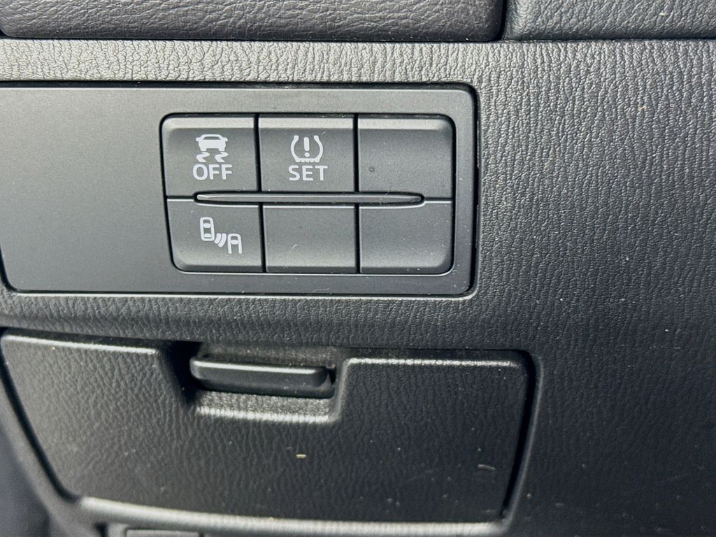 2016 Mazda Mazda6 i Touring photo