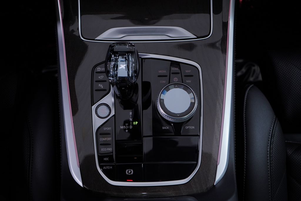 Thumbnail: 2023 BMW X5 - 14