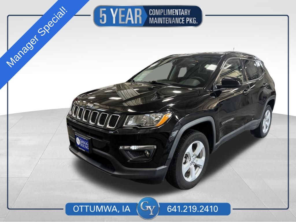 Diamond Black Crystal Pearlcoat 2018 Jeep Compass SUV / Crossover Four-Wheel Drive 9-Speed Automatic