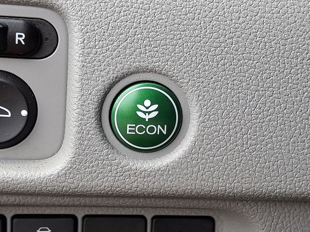 Thumbnail: 2016 Honda Pilot - 26