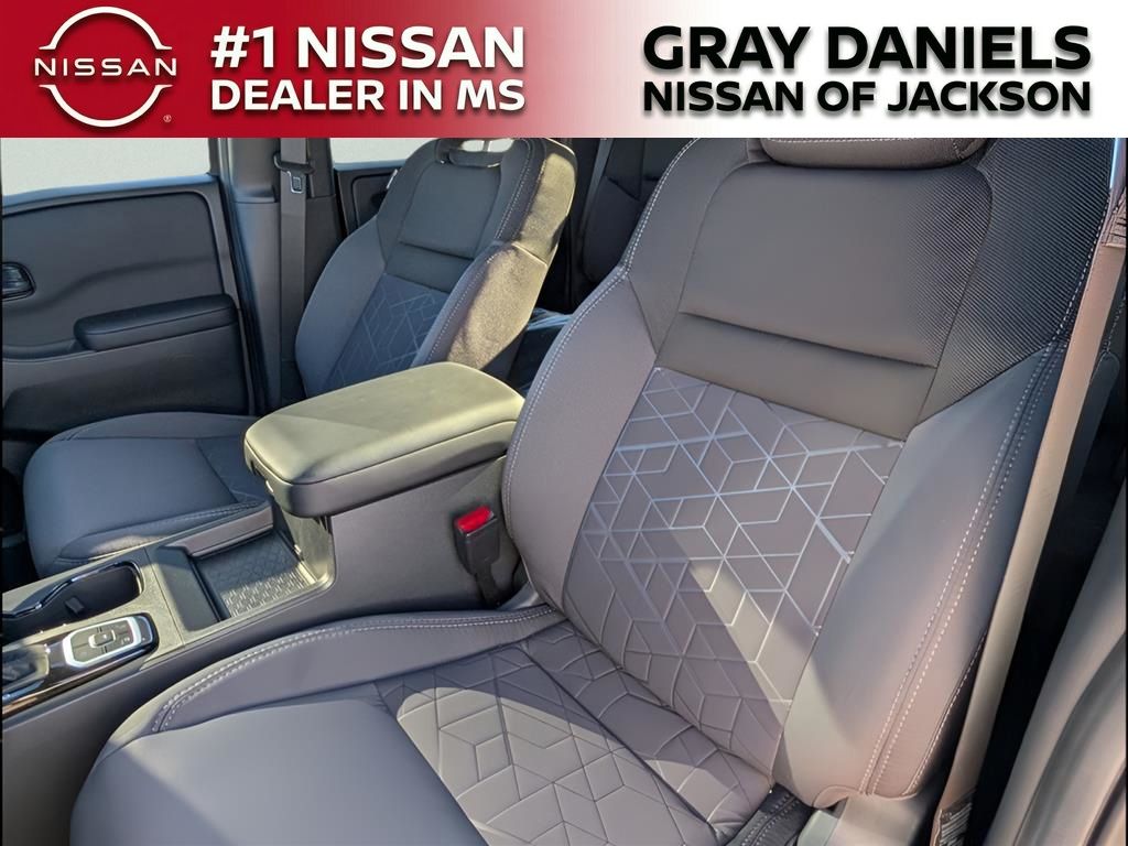 2026 Nissan Frontier SV - Photo 15