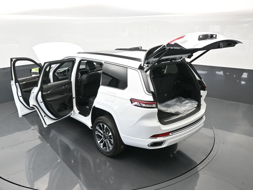 Used 2024 Bright White Clearcoat Jeep Overland image 58