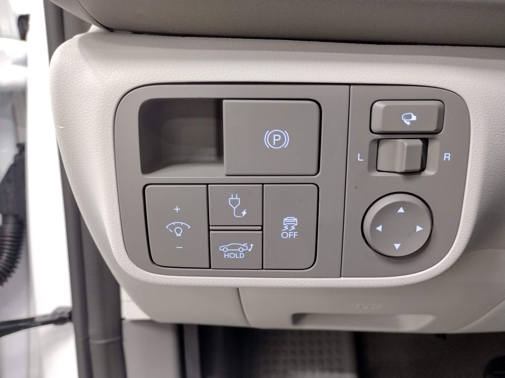 2025 Hyundai IONIQ 6 Limited