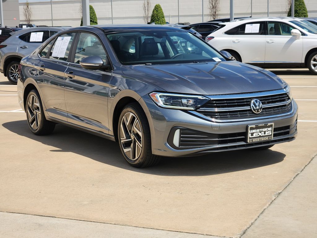 2022 Volkswagen Jetta 1.5T SEL - 2