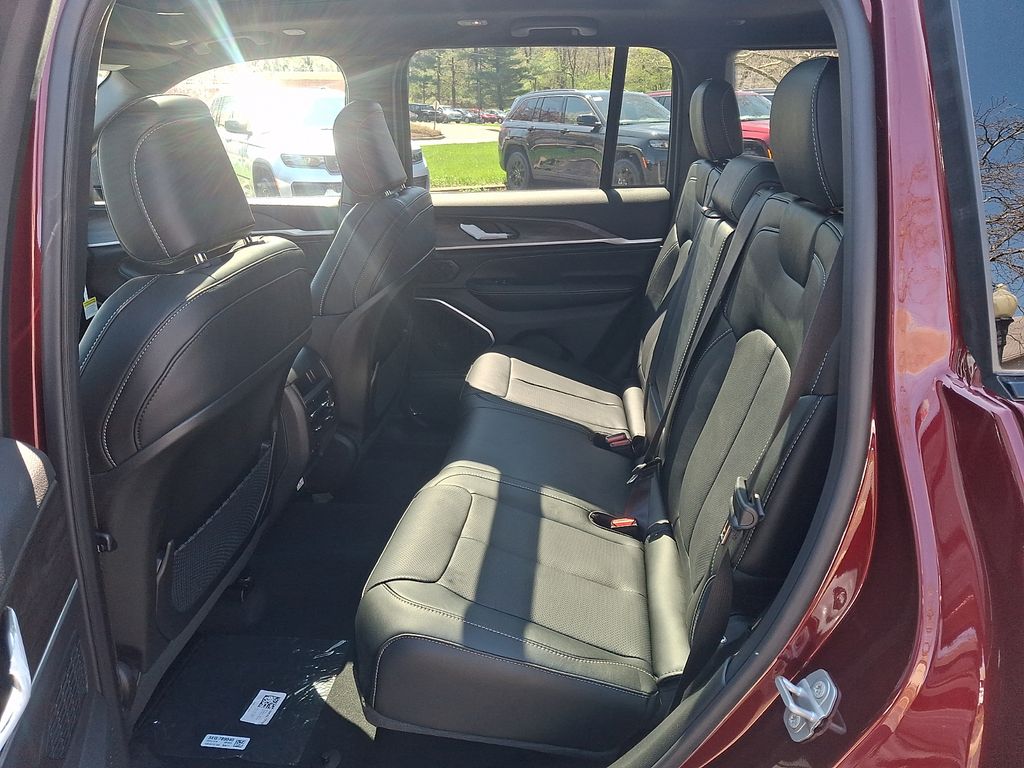 New 2026 Jeep Grand Cherokee SUV