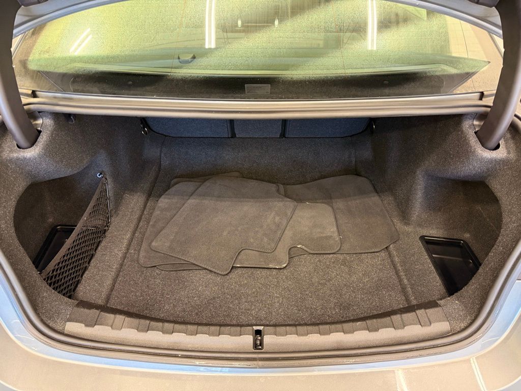 Thumbnail: 2023 BMW 3 Series - 23