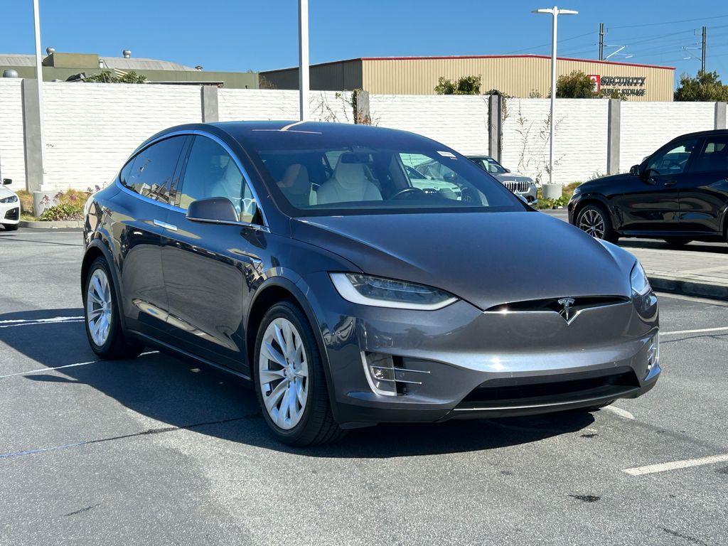 2018 Tesla Model X 75D 7