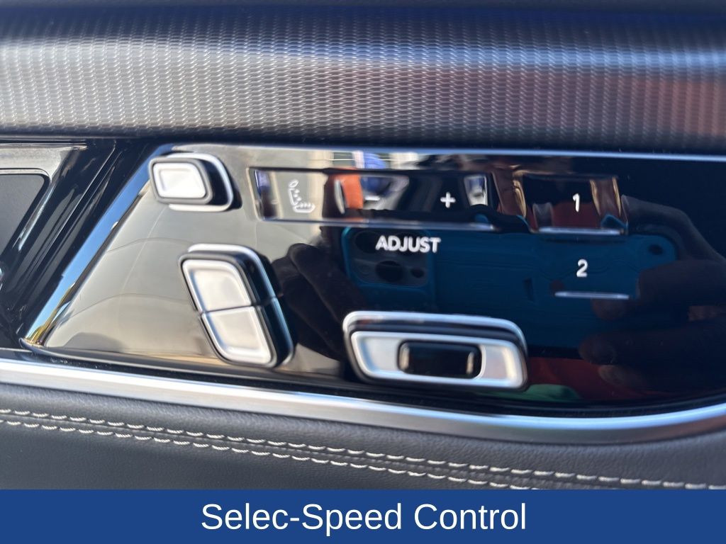 2023 Jeep Grand Wagoneer Series II