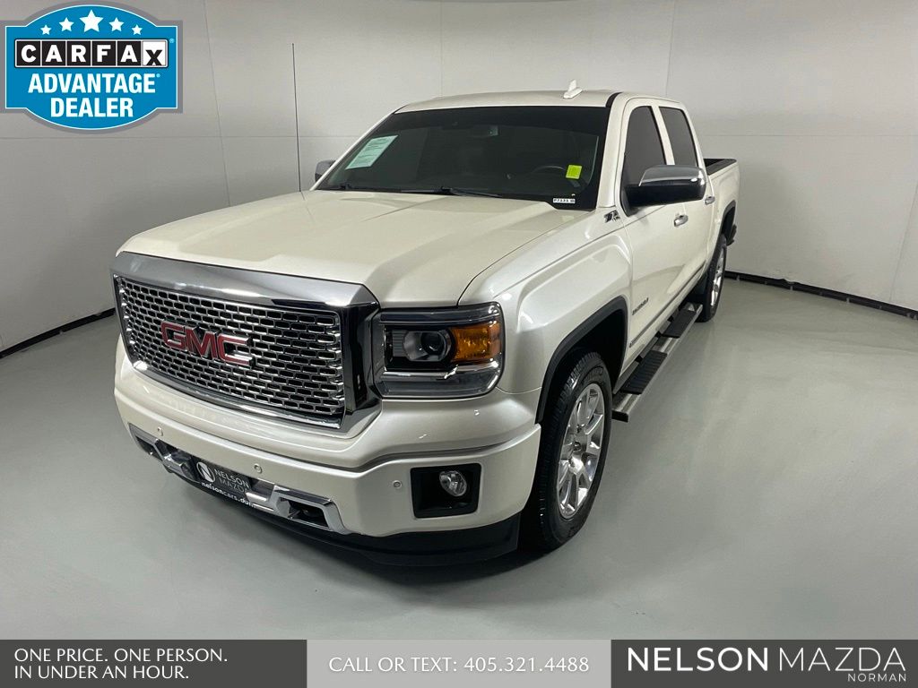 2015 GMC Sierra 4WD Crew Cab Standard Box's photo