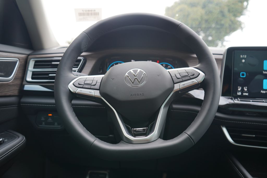 Thumbnail: 2025 Volkswagen Atlas - 13