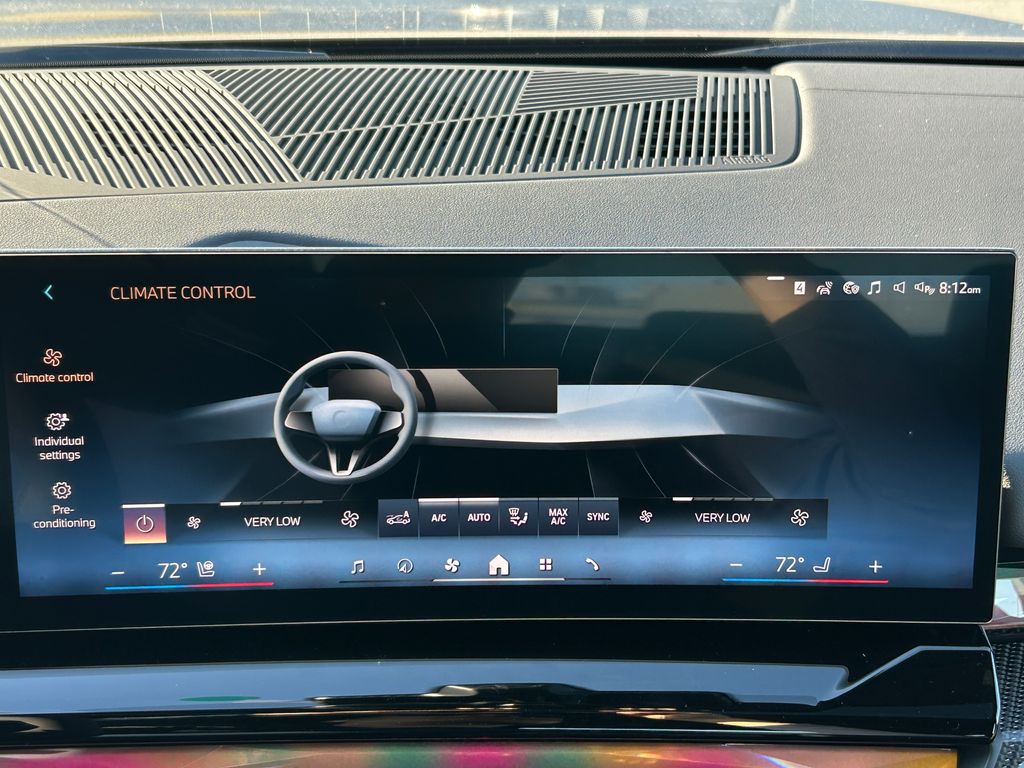 Thumbnail: 2026 BMW 5 Series - 24