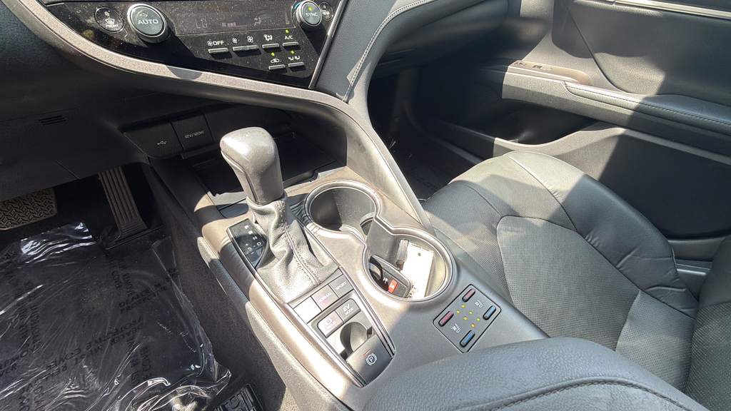 2022 Toyota Camry Hybrid