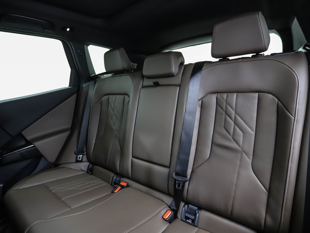 Thumbnail: 2026 BMW X3 - 23