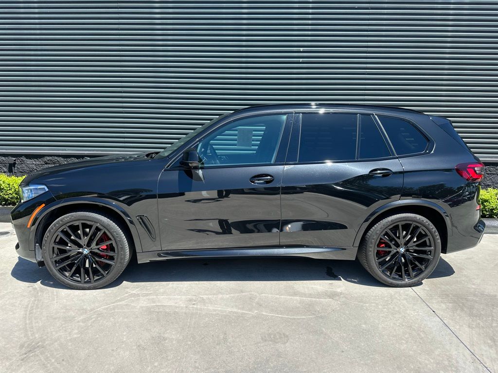 Thumbnail: 2022 BMW X5 - 2